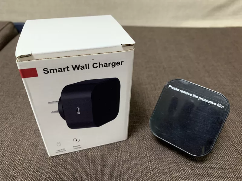 三腳插頭攝影機