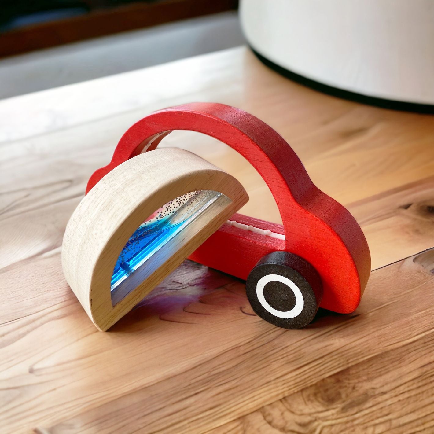 Wooden_Sensory_Car_with_liquid_and_sparkles_wooden-sensory-car-4