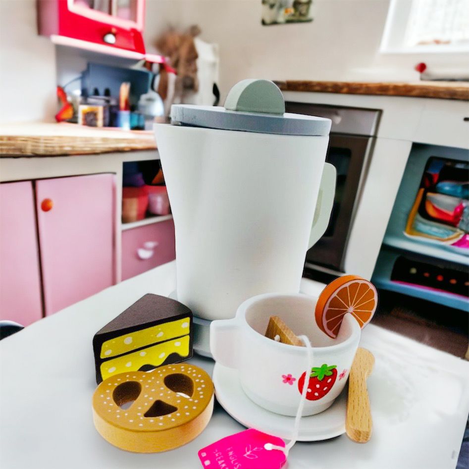 Wooden_Kettle_Tea_Pretend_Play_Set._Kitchen_Food_Toy._wooden-kettle-tea-set-2