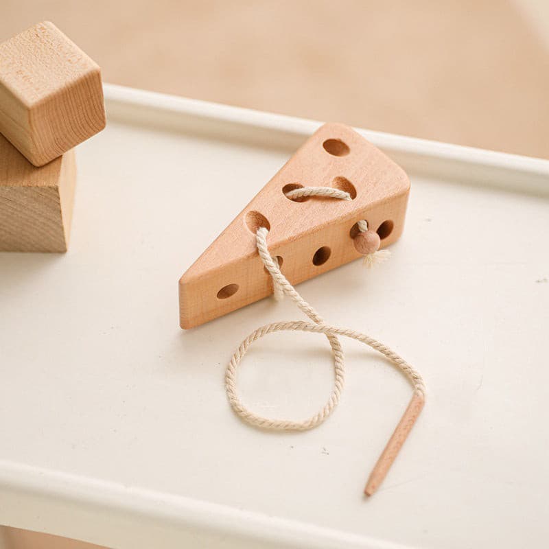 Wooden_Cheese_Threading_Toy._Wooden_Toy_for_Toddler_O1CN01P742vI2CyHz5UUnuq__2214022288542-0-cib