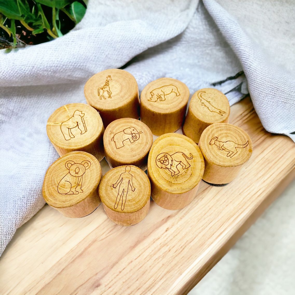 Wild_Animals_Theme_Sensory_Play_Set._Pretend_Play._Sensory_exploration_animal-playset-stamps