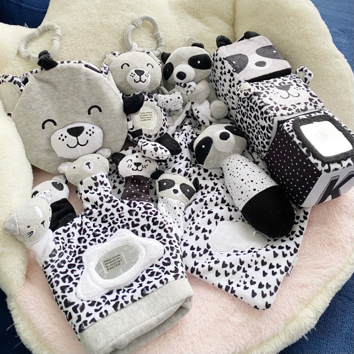 Mothercare_black_and_white_infant_toys_mothercare-black-and-white-infant-toys-1
