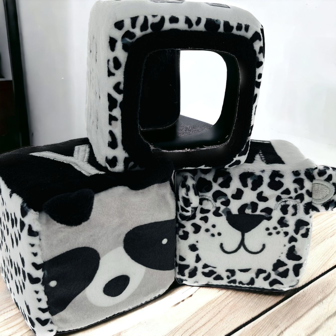 Mothercare_black_and_white_infant_toys_mothercare-cube-1_b99c2cbf-8b0a-41b3-904f-ee32ec606f7c