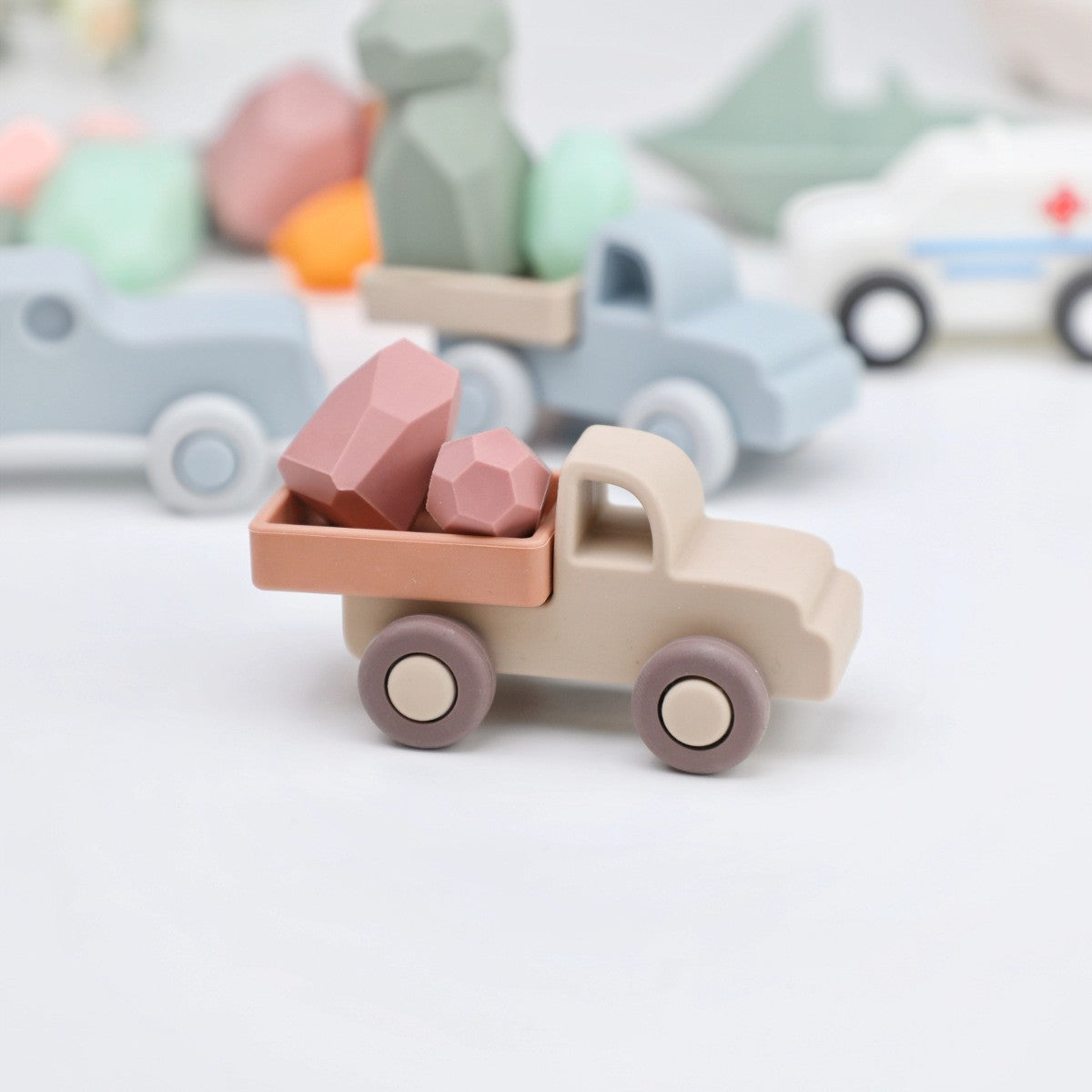 Food_Grade_Silicone_Transportation_Vehicle_Toy_Set_Silicone-Vehicle-Toy-3_275058a1-02af-4b4a-9c46-4975a66b5213