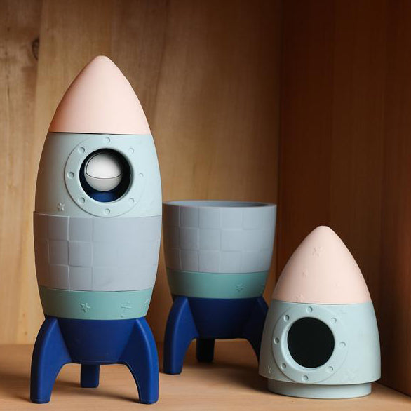Food_Grade_Silicone_Rocket,_Astronaut_Pretend_Play,_Role_Play_Toy._Safe_for_even_infant_and_baby_silicon-rocket-3