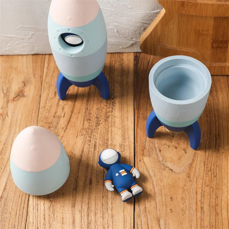 Food_Grade_Silicone_Rocket,_Astronaut_Pretend_Play,_Role_Play_Toy._Safe_for_even_infant_and_baby_silicon-rocket-5