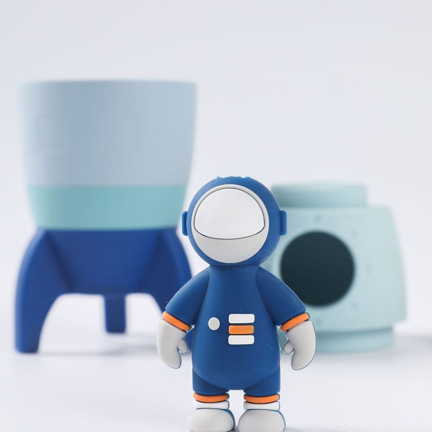 Food_Grade_Silicone_Rocket,_Astronaut_Pretend_Play,_Role_Play_Toy._Safe_for_even_infant_and_baby_silicon-rocket-6