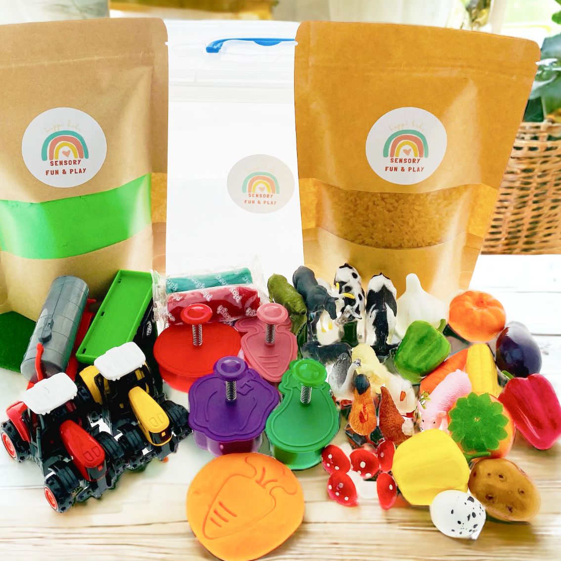 Farm_Theme_Sensory_Play_Set._Pretend_Play._Sensory_exploration_farm-theme-3