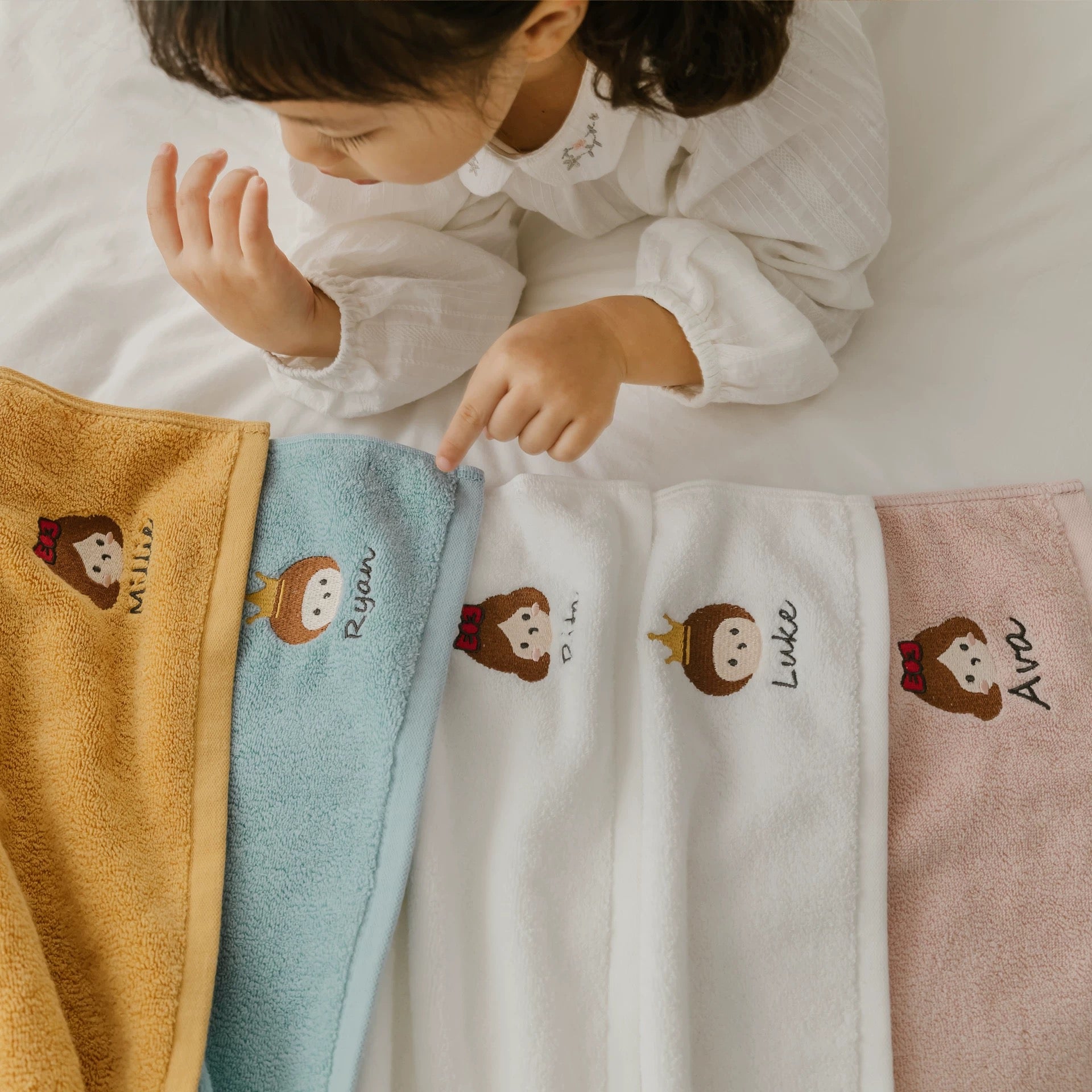 Customised_children_towel_,_Personalised_Party_Favours_approx_2week_delivery_customised-towel-2