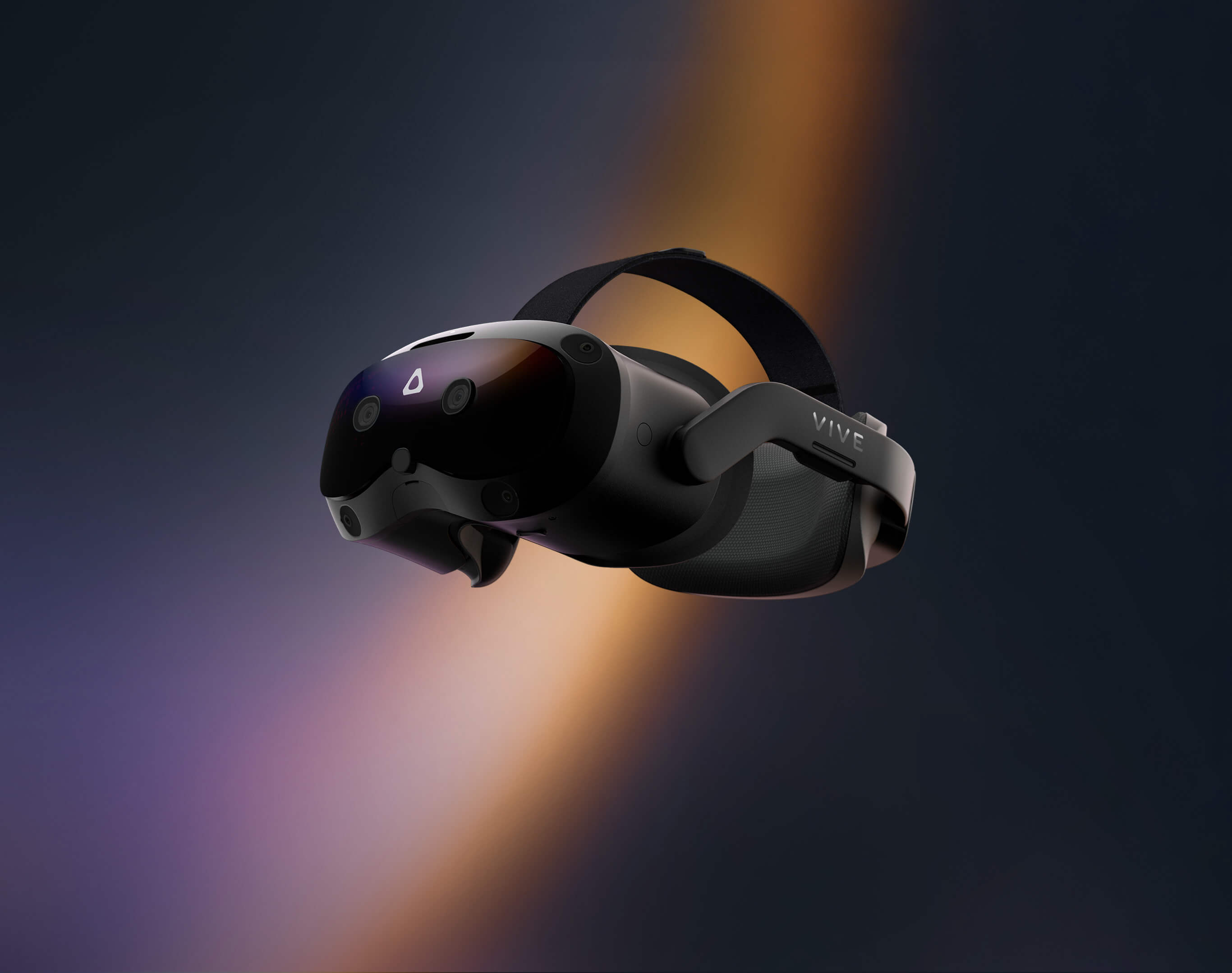 HTC VIVE Focus Vision 一體式 XR 頭戴裝置